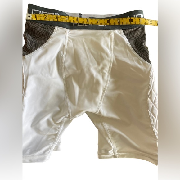 YOUPER boys white baseball sliding shorts padded sides youth size large NWT - Picture 2 of 2